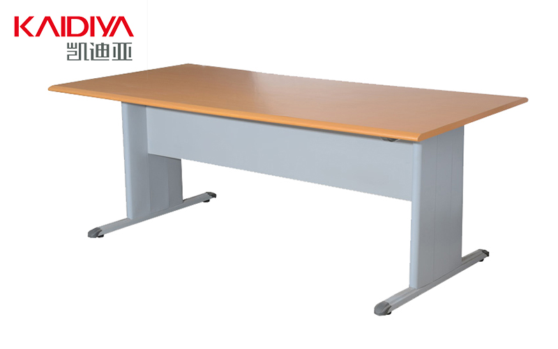 如何选择钢制办公桌椅？